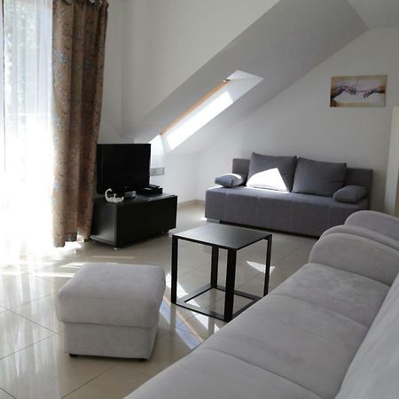 Апартаменты Apartament Ams A12 Реваль Экстерьер фото
