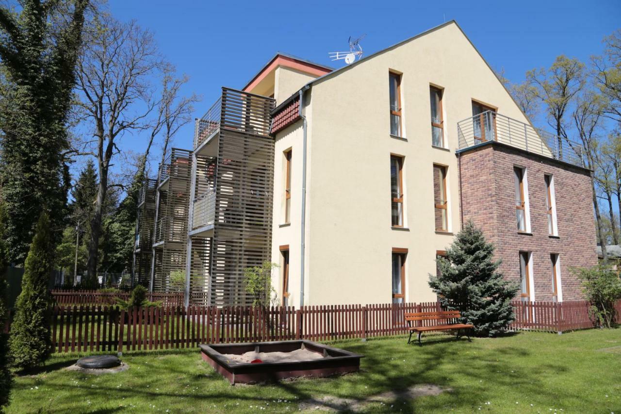 Апартаменты Apartament Ams A12 Реваль Экстерьер фото