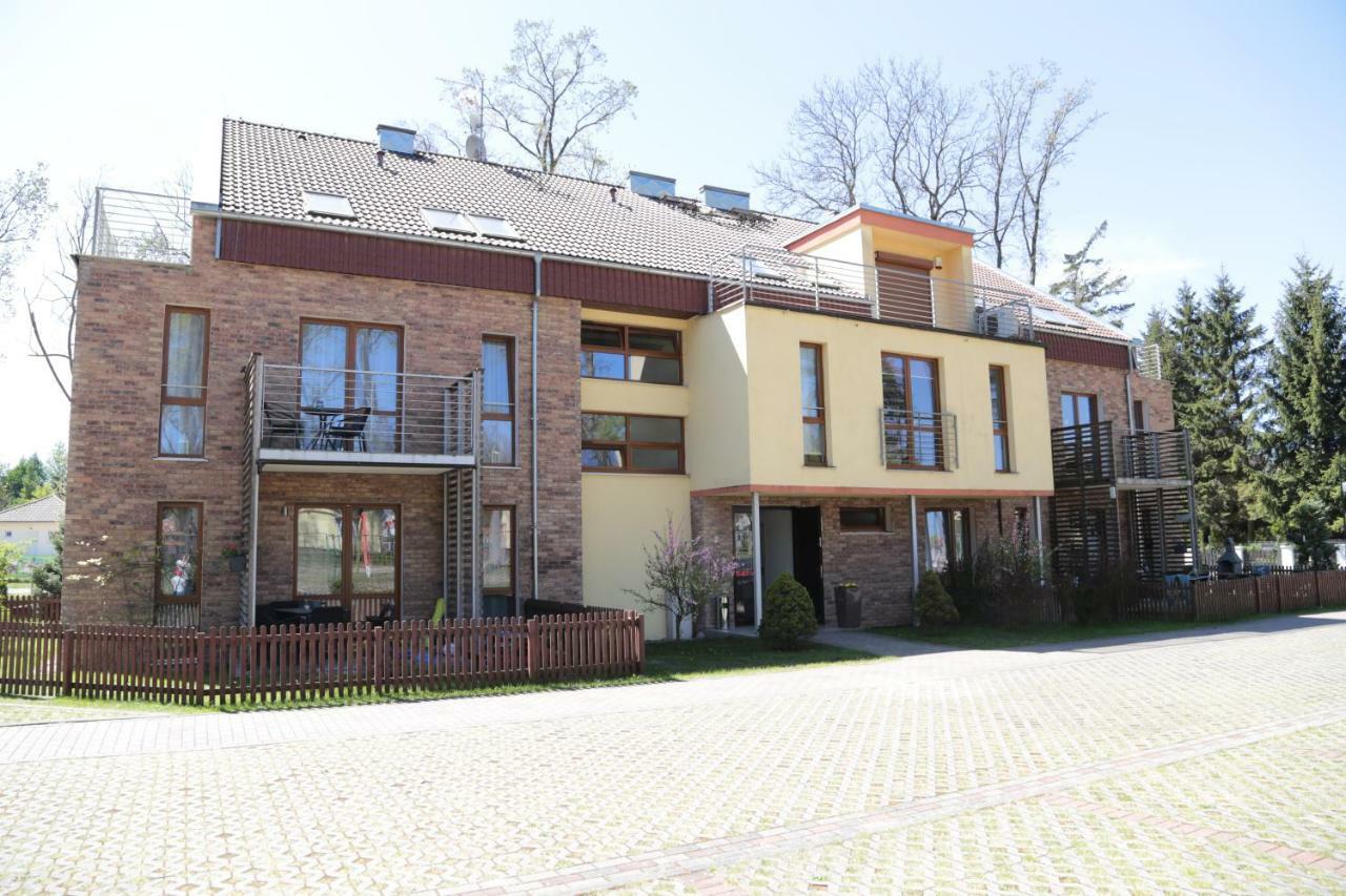 Апартаменты Apartament Ams A12 Реваль Экстерьер фото