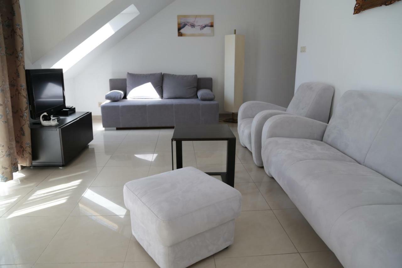 Апартаменты Apartament Ams A12 Реваль Экстерьер фото